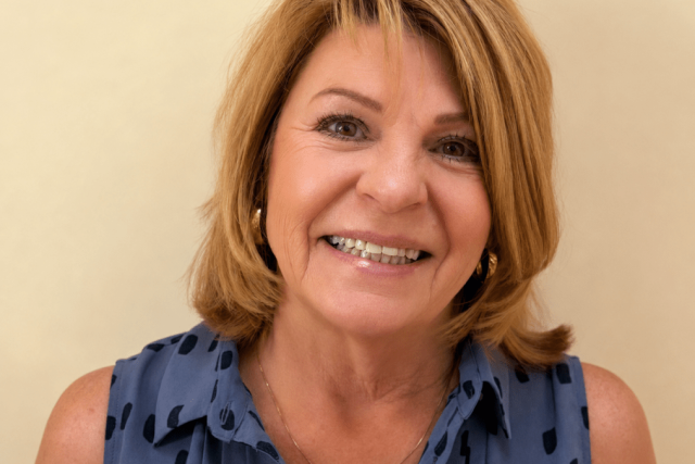 Portrait of Rosemary Hart.